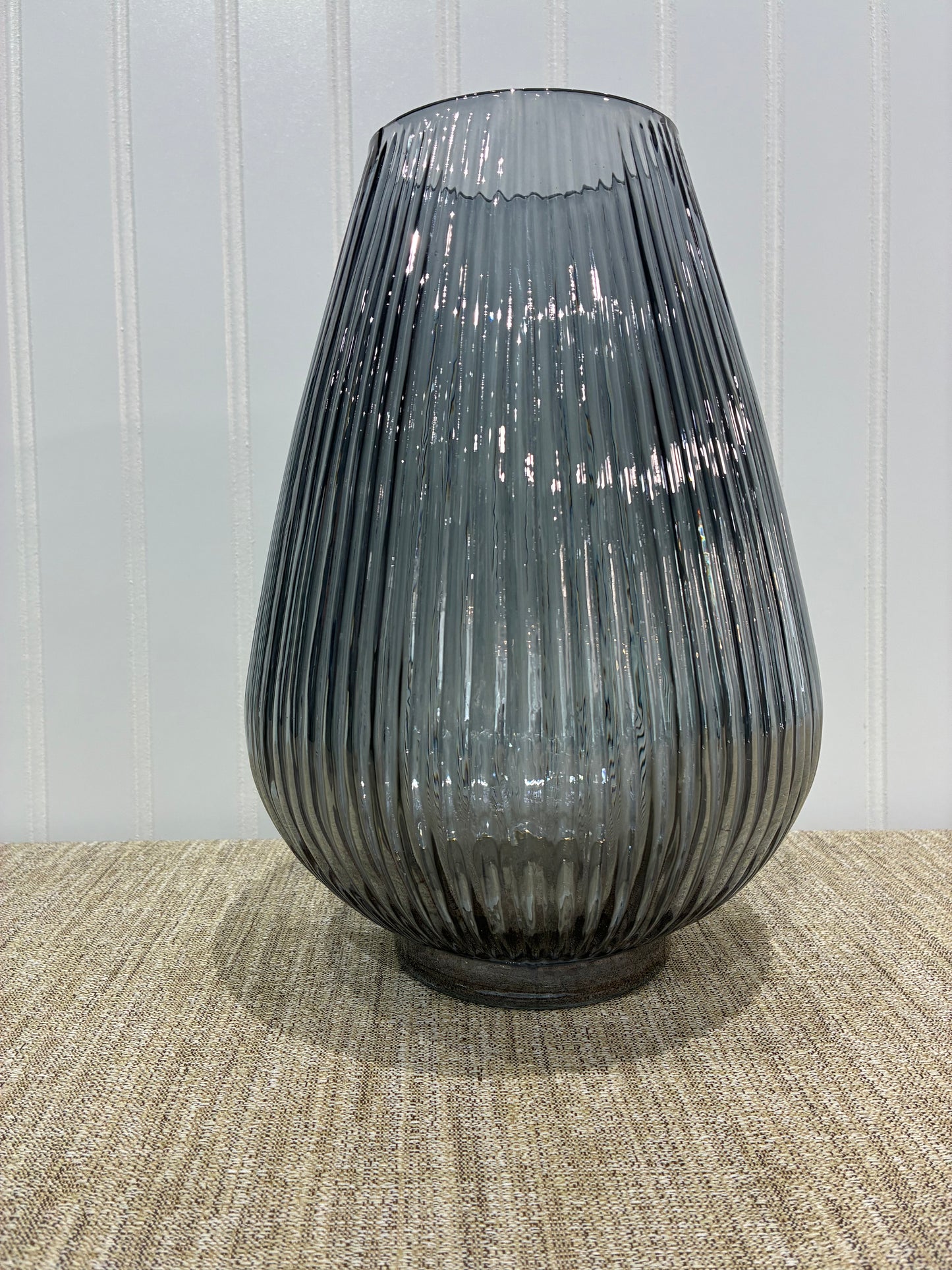 Baise Smoky Small Ribbed Tear Drop Vase