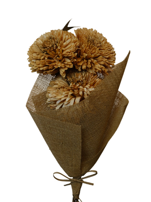 Rust zinniary flower