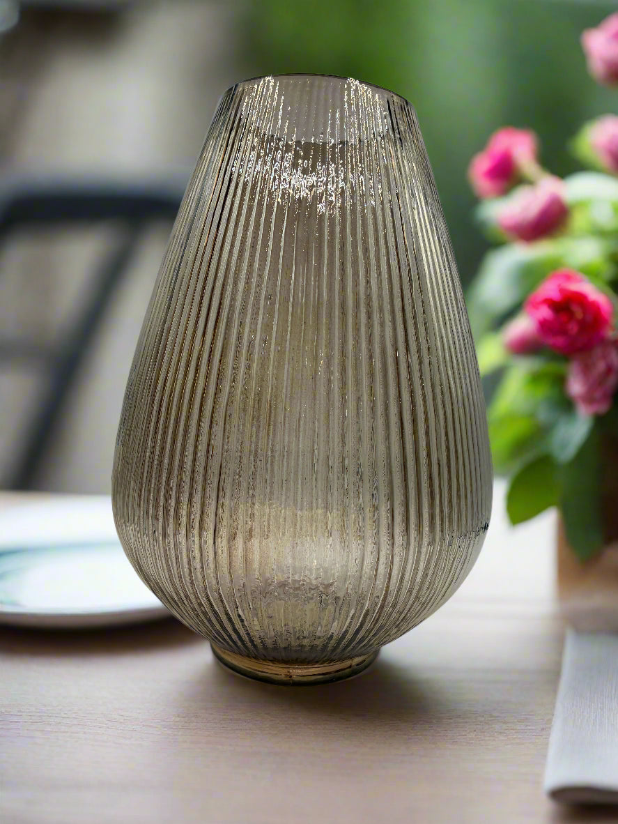 Baise Beige Small Ribbed Tear Drop Vase